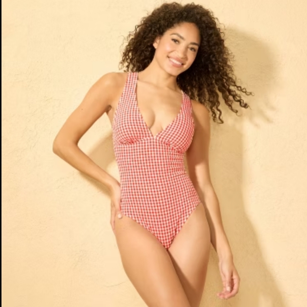 Shade & Shore Gingham 1pc Swimsuit Red & White Seer Sucker Picnic Core NWT Sz. S